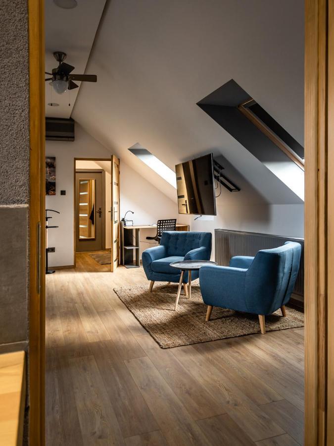Tuztorony Apartman เวสเปรม ภายนอก รูปภาพ